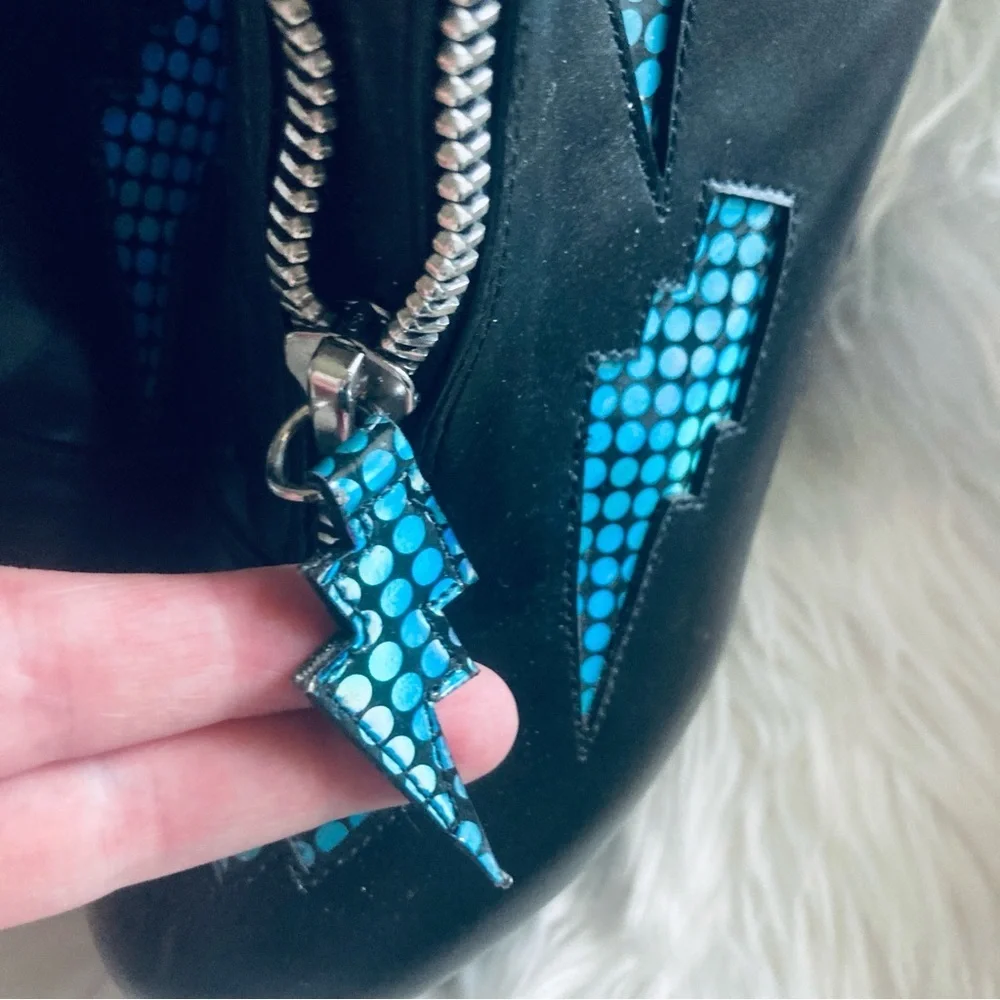 🖤 YRU Blue Lightning Platform Boots Size 6